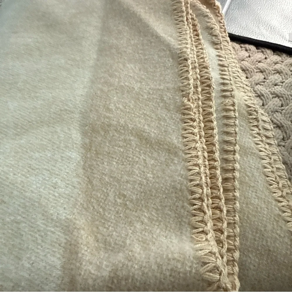 West Elm Brushed Woven Modern Throw 50X60 Almond